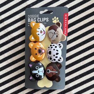 Kikkerland Doggie Bag Clips Set - Multicolor